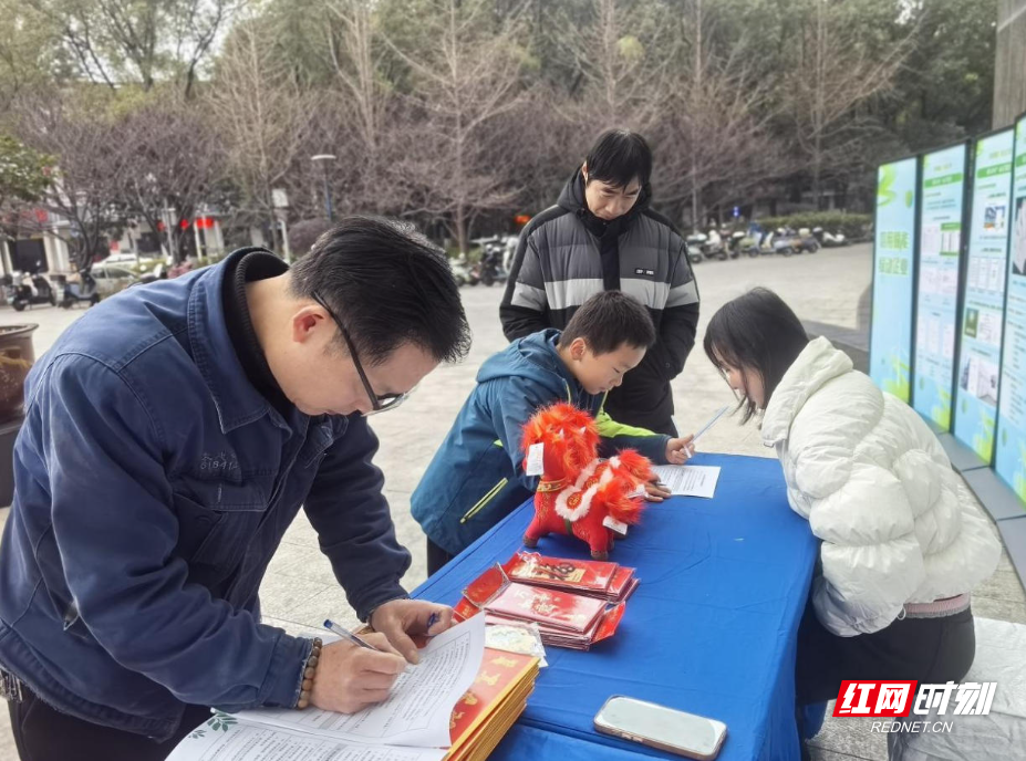 環(huán)保服務(wù)送上門(mén)——“信用賦能·綠動(dòng)企業(yè)”系列進(jìn)企活動(dòng)走進(jìn)湘潭